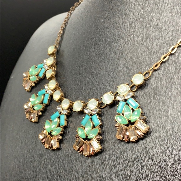 Colorful rhinestone statement necklace blue green - Picture 3 of 7